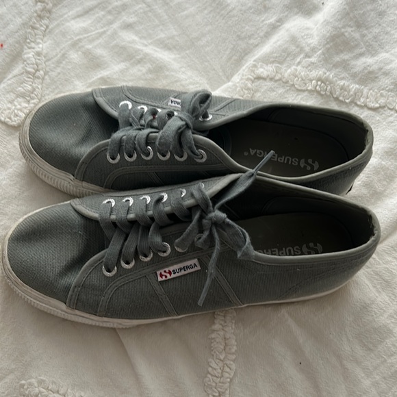 Gray Superga sneakers - Picture 1 of 3